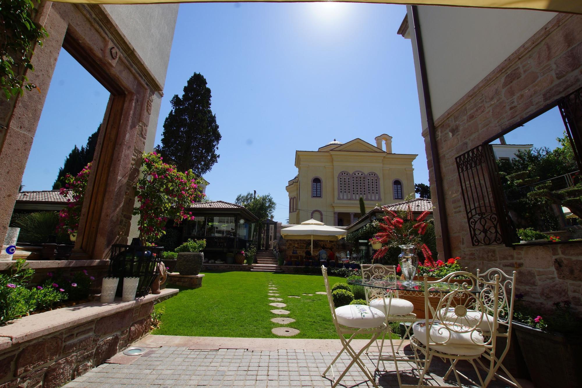 Nisi Hotel (Adults Only) Ayvalik Exterior photo